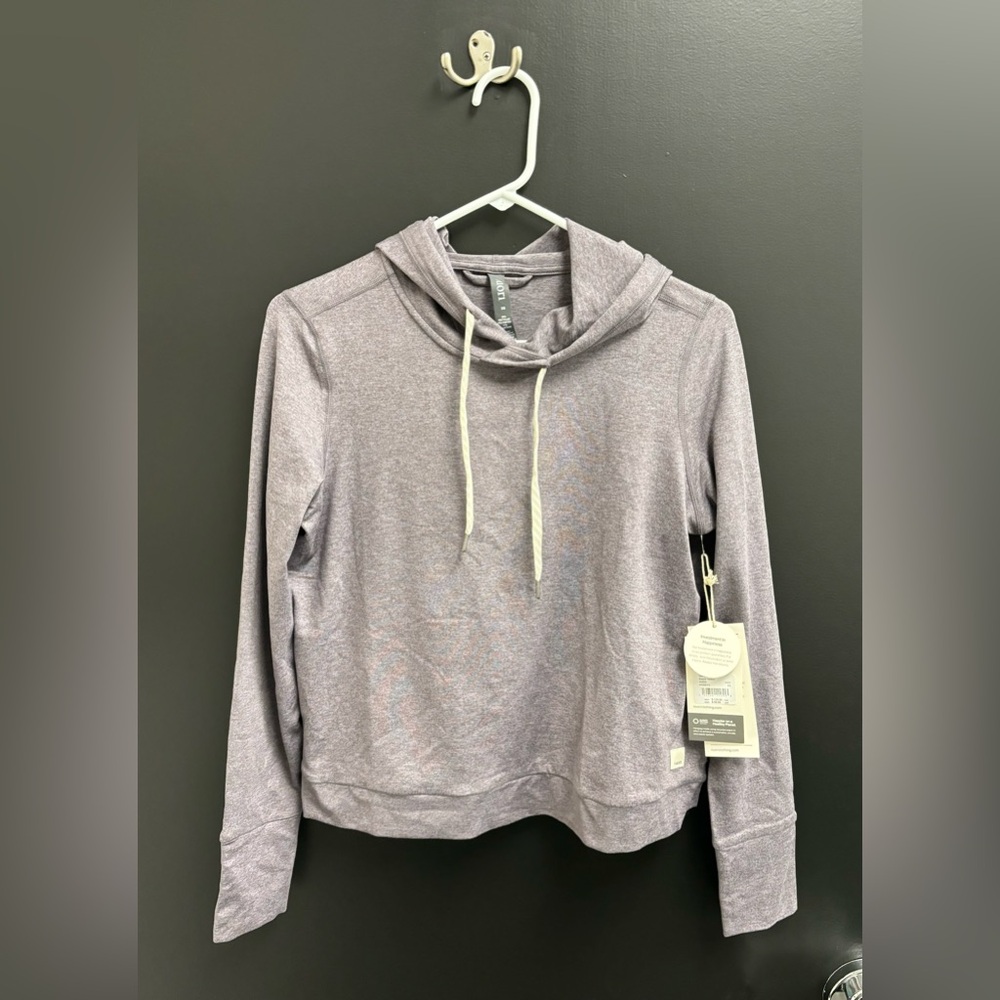 NWT Vuori Halo Essential Hoodie - Women’s Size XS in Sawyer Heather